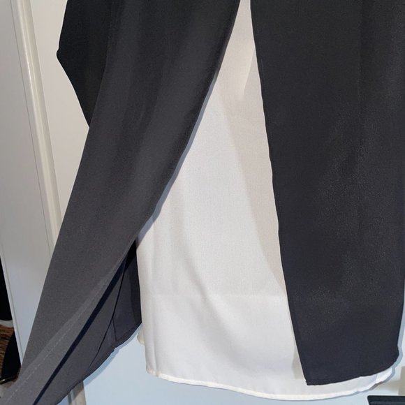 Banana Republic Black and White "Double" Shirt Size M - Picture 5 of 6